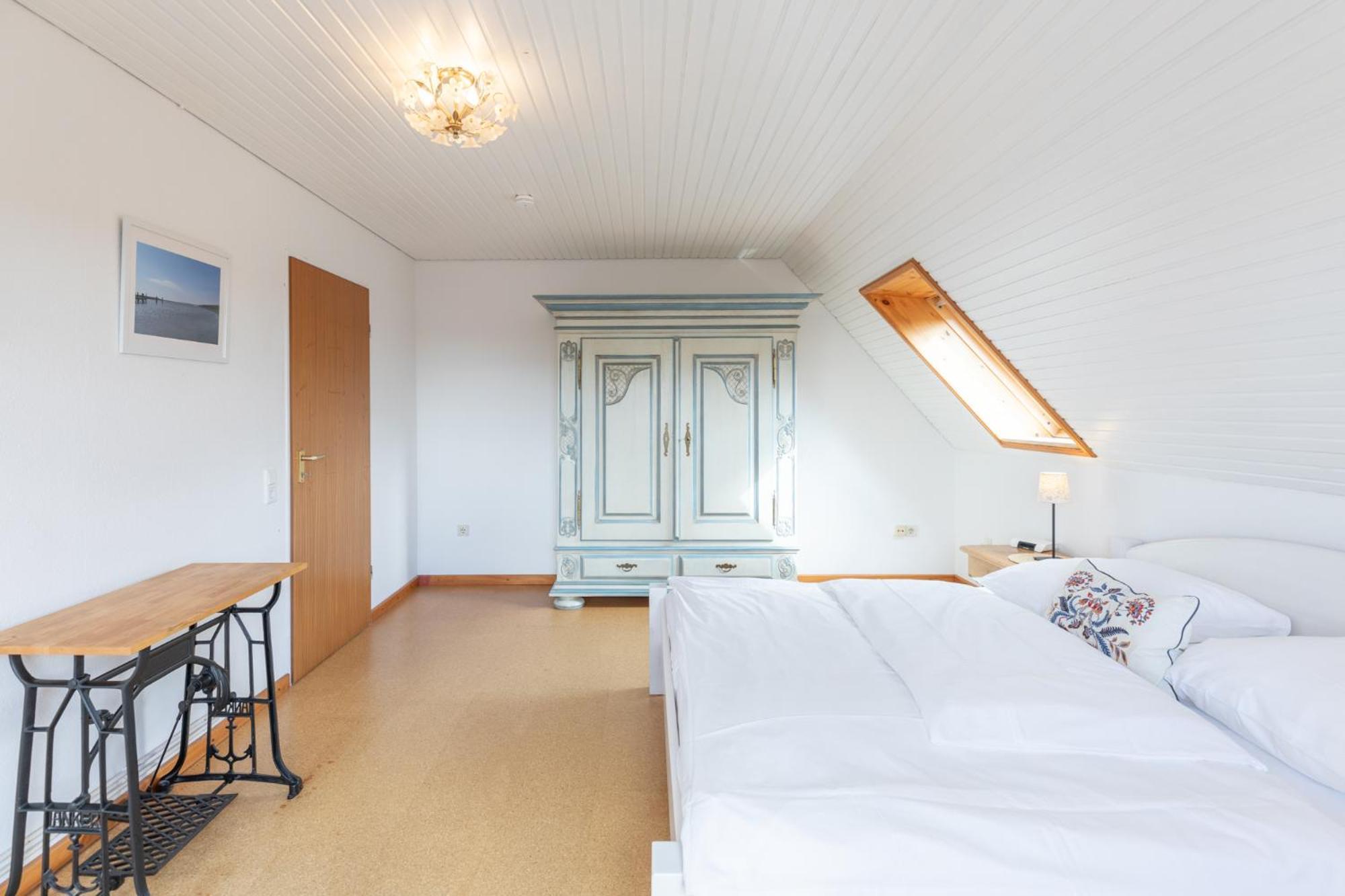 Central Husum  Bagian luar foto